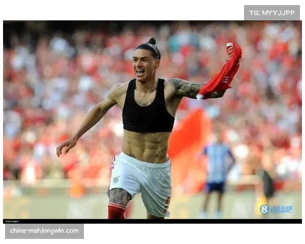 利物浦重金签努涅斯引发热议 科斯塔赞其如同中大奖